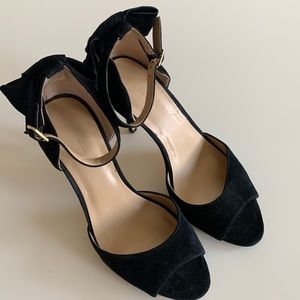 Ann Taylor Back Bow Velvet Heeled Sandals